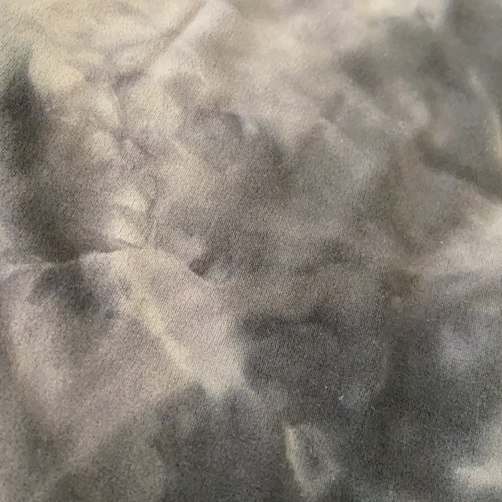 NWT ⭐️ SZ 2 BLACK ALIGN LULULEMON TIEDYE CROP TOP YOGA TWEEN HTF COLOR NEW - Picture 4 of 12